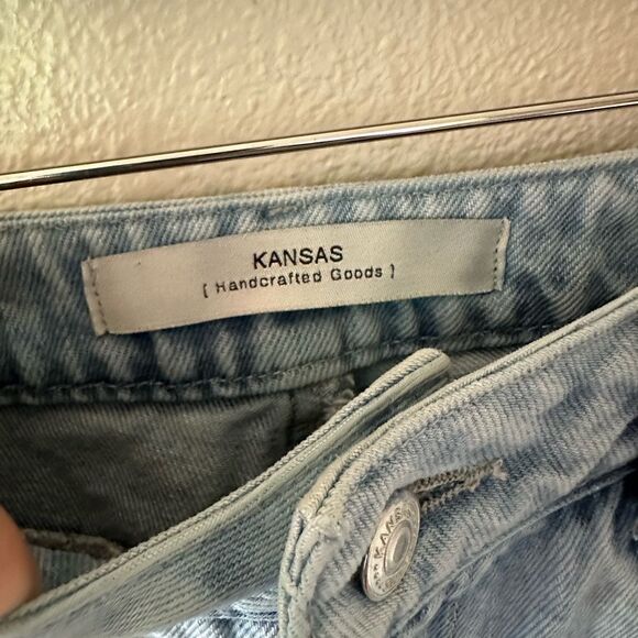 Kansas Straight Leg Jeans Light Wash Distressed High Waist Size 26 - Picture 2 of 5